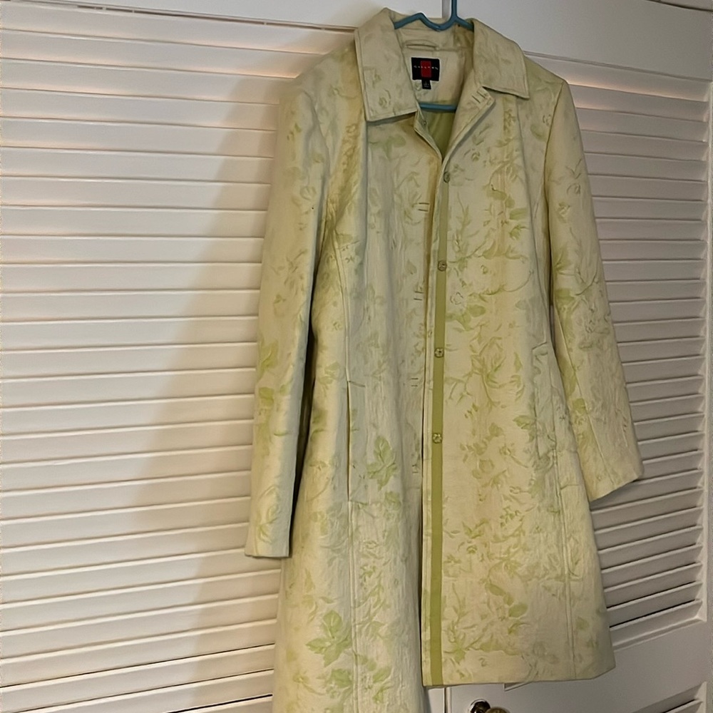 Spring brocade coa